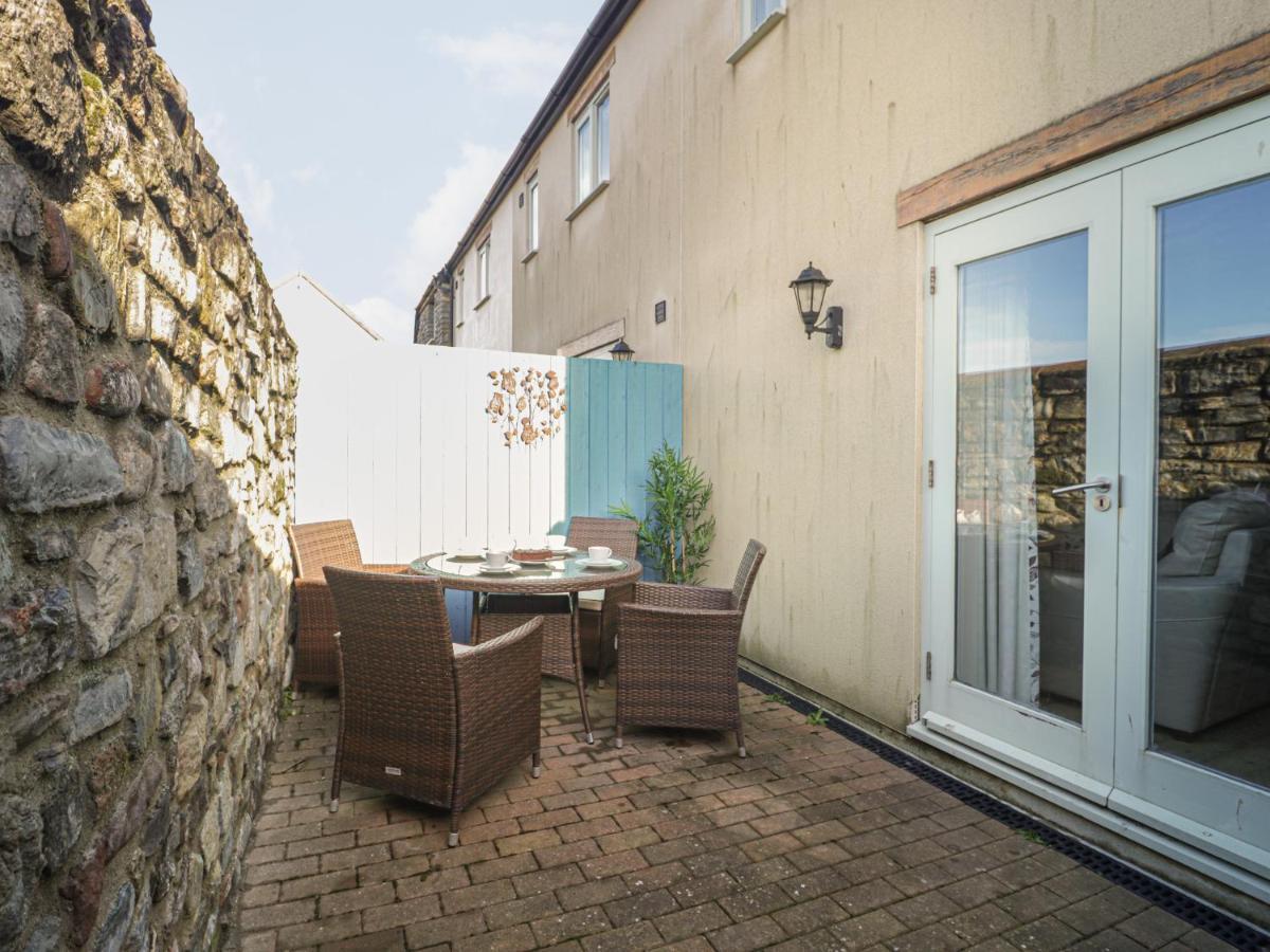 7 Malt House Court * Watchet