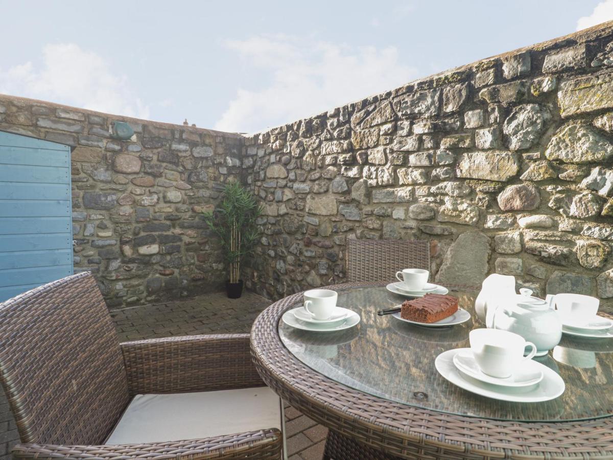 7 Malt House Court Apartment *