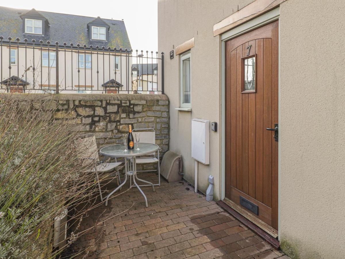 7 Malt House Court * Watchet